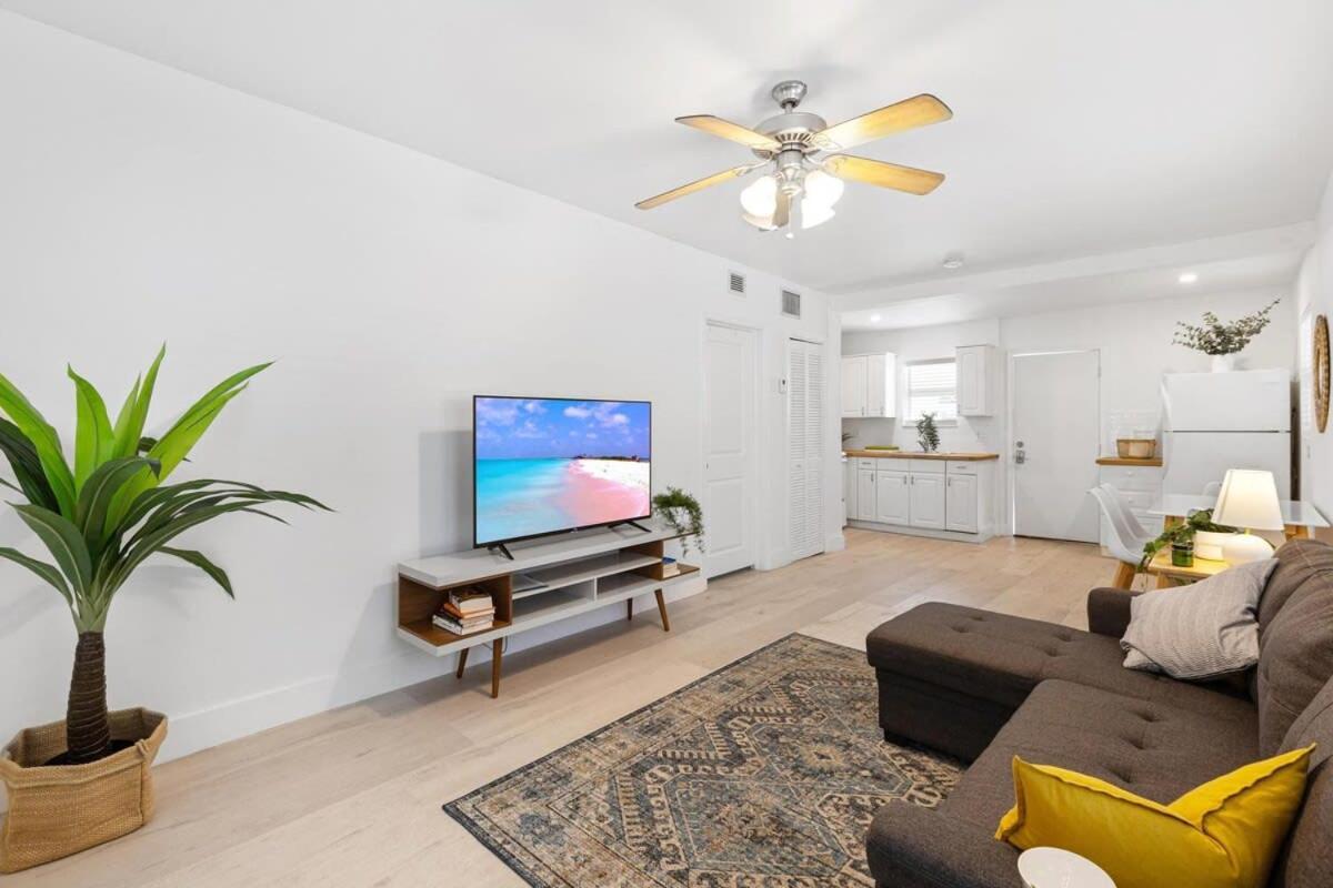 Dreamy 1-Bedroom Apt Walking Distance To Las Olas ฟอร์ต ลอเดอร์เดล ภายนอก รูปภาพ