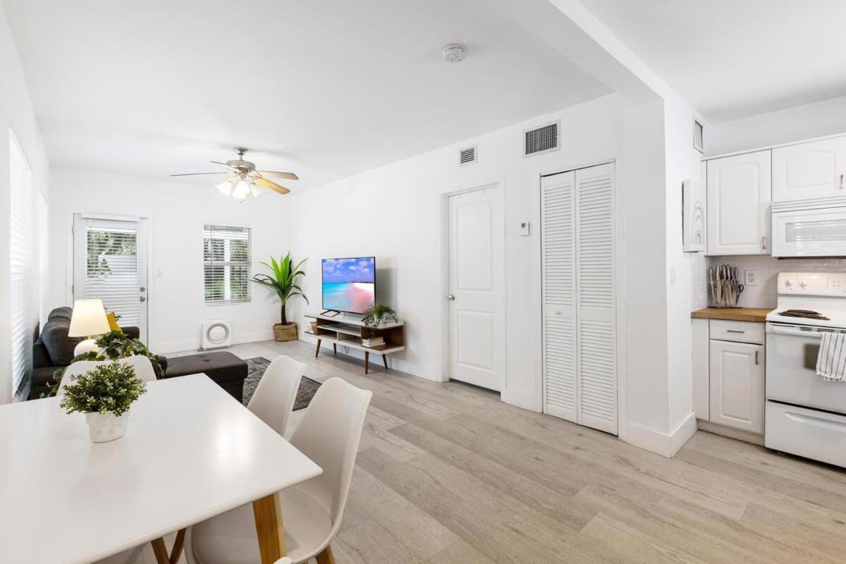 Dreamy 1-Bedroom Apt Walking Distance To Las Olas ฟอร์ต ลอเดอร์เดล ภายนอก รูปภาพ